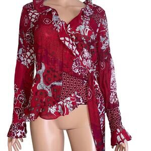 Sunny Leigh top blouse button wrap red/white crinkle material trumpet sleeves SM